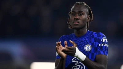 Como, alle fasi finali l’acquisto di Chalobah: pressing dei lariani per chiudere il centrale inglese del Chelsea