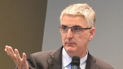 Coronavirus, i dati Iss sui decessi: "Età media 85 anni, con varie patologie"