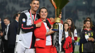 Juventus, la mamma di CR7: "Convincerò Cristiano a tornare allo Sporting"