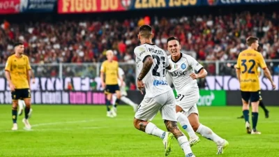 Napoli, trionfo offensivo: soltanto due attaccanti a secco di gol