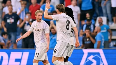 Napoli, Conte prepara il nuovo assetto: "McTominay e De Bruyne possono coesistere". Spunta l’idea del 4-1-4-1