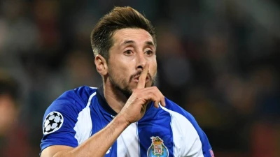 Accostato al Napoli, deciso il futuro di Hector Herrera, sarà in Spagna!