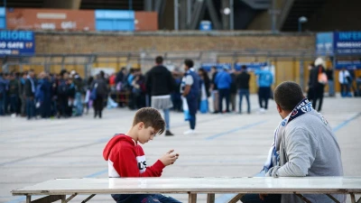 CdS: "Emorragia di tifosi al San Paolo"