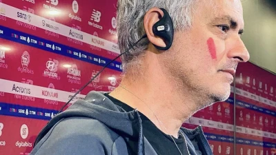 Roma, Mourinho: “Smalling è in dubbio per mercoledì per infortunio, il verdetto su Mkhitaryan”