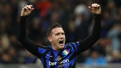 Inter, Zielinski rilancia le ambizioni: "Vogliamo vincere tutto". E su Lautaro: "Spero segni anche in finale"