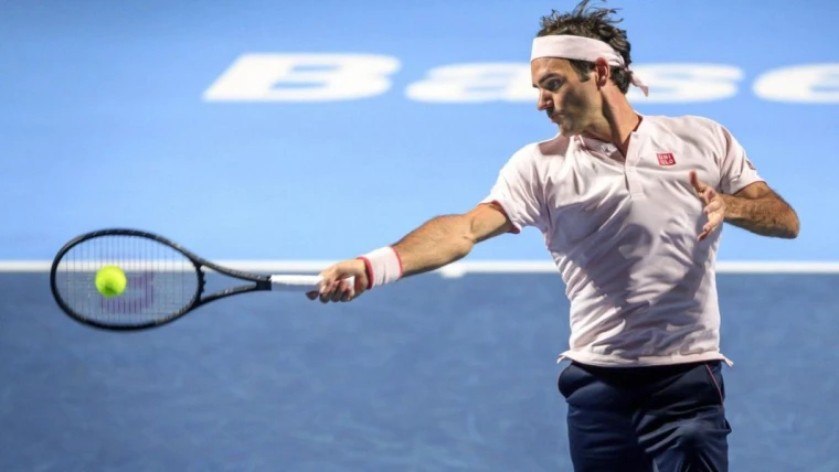 Tennis, il campione svizzero Roger Federer annuncia il ritiro: "Il mio corpo manda messaggi..."
