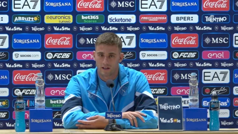 Napoli, Lucca: "Felice per il primo gol, ma ancora di più per la vittoria. Napoli è famiglia, qui per crescere"