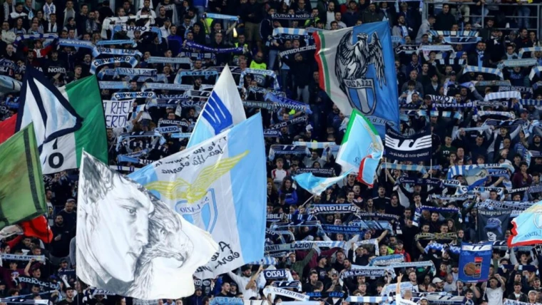 Lazio, la Curva Nord rompe con Lotito: niente abbonamenti e protesta a oltranza