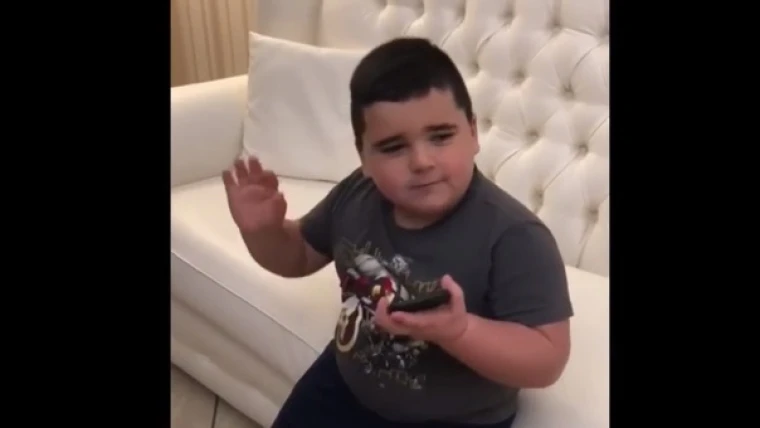 VIDEO - Lo scherzo di "Babbo Natale" ad Umbertone