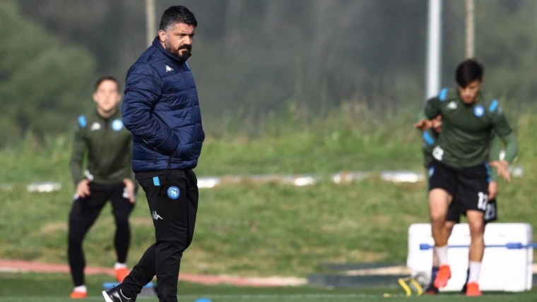 Napoli, il report dell'allenamento del lunedì: scarico e palestra. Si rivede Mertens. Osimhen...