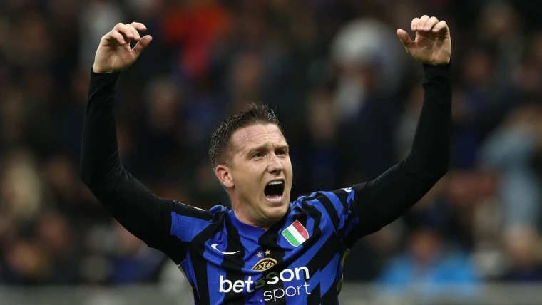 Inter, Zielinski rilancia le ambizioni: "Vogliamo vincere tutto". E su Lautaro: "Spero segni anche in finale"