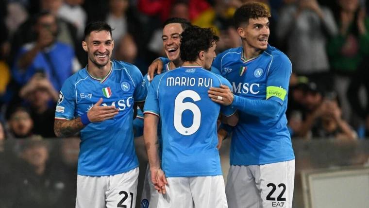Napoli, contro il Torino quattro giocatori a rischio squalifica: i nomi