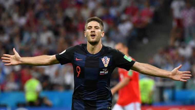 Kramaric, l'agente: "Somiglia a Mertens, qualche chiacchiera col Napoli c'è stata"