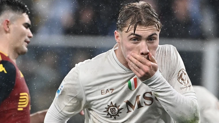 Napoli United, ma per Buongiorno è notte buia. De Rossi resta specialista in rimonte, poi c'è Rasmus...