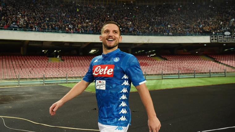 VIDEO - San Valentino, il cuore immenso di Mertens!