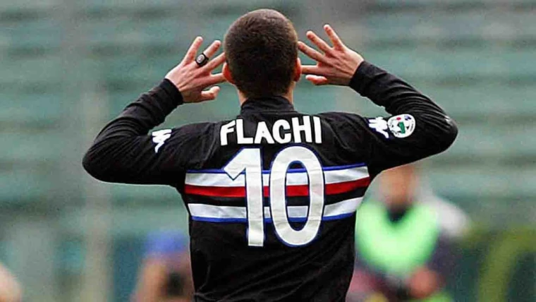 Flachi, l'ex viola e Samp torna a giocare a 46 anni: "Sono come un bambino. Ho pagato per i miei errori, ora..."