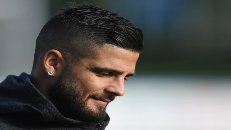 VIDEO - Simpatico siparietto a Castel Volturno: Insigne fa uno scherzo a Starace