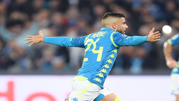 Champions League, Napoli-Eintracht all'inglese Taylor. C'è un precedente