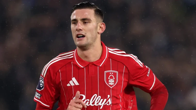 Nottingham Forest, Lucca segna in Premier, poi il post polemico: scoppia il caso social e Napoli reagisce