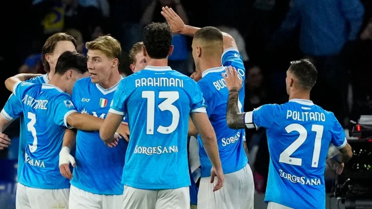 Napoli, domani al via il ritiro a Castel di Sangro: partenza posticipata al pomeriggio. Ecco il motivo…