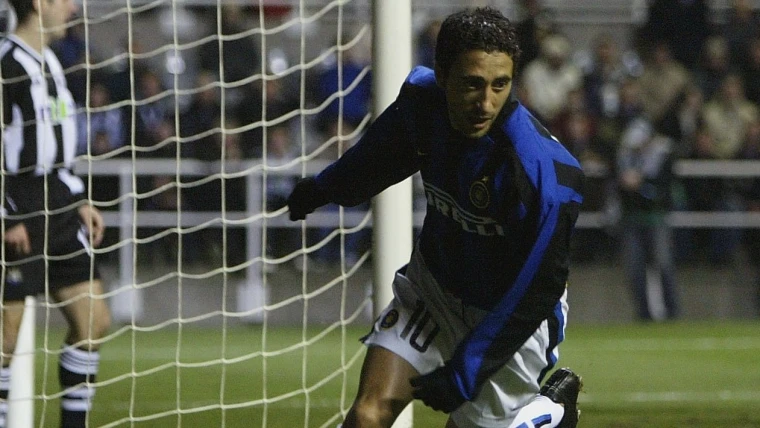 Morfeo: "Il calcio? Un mondo falso. Inzaghi tirchio, con Adriano guardammo dei vecchi giocare a carte e…"