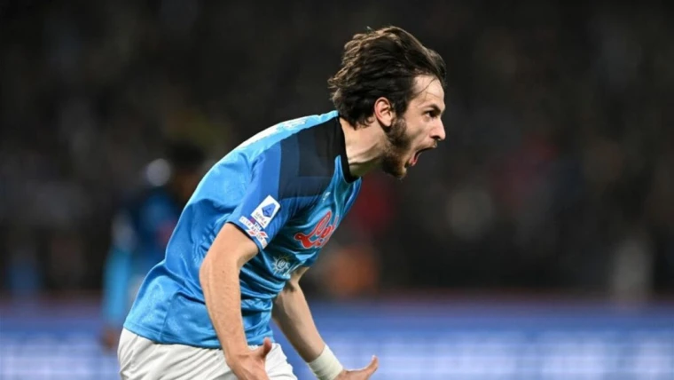Kvaratskhelia, il padre: "Khvicha rifiutò la Juventus, scegliemmo il Napoli perchè..."